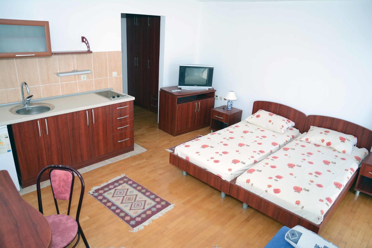 Vila Delfin Ohrid Buitenkant foto