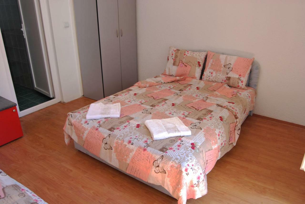 Vila Delfin Ohrid Buitenkant foto